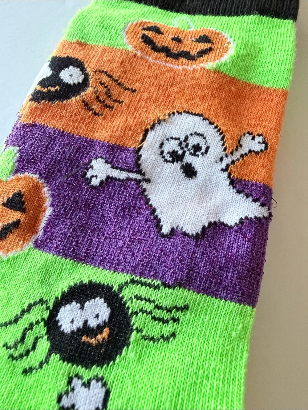 $1 🧦 NWT Novelty Socks – Fun Prints! (Perfect Order Add-On)